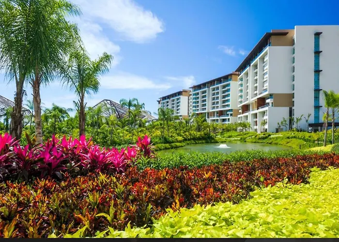 Grand Luxxe With Free Golf
